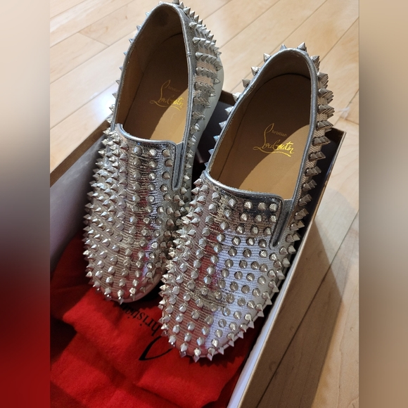 Christian Louboutin Spiky Silver Woman's Roller Boat flat shoe - Picture 3 of 16